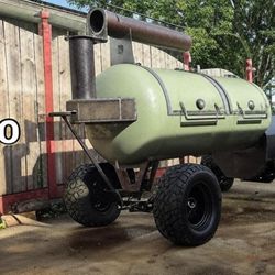 250-gallon Smoker 