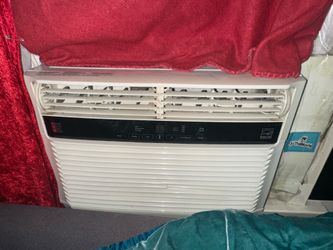 Window Air Conditioner 8000 btu Kenmore AC