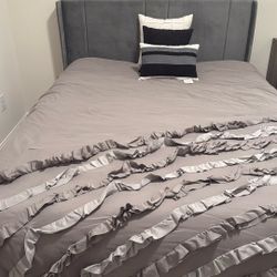 Queen Bed. Headboard. Sides And Slats