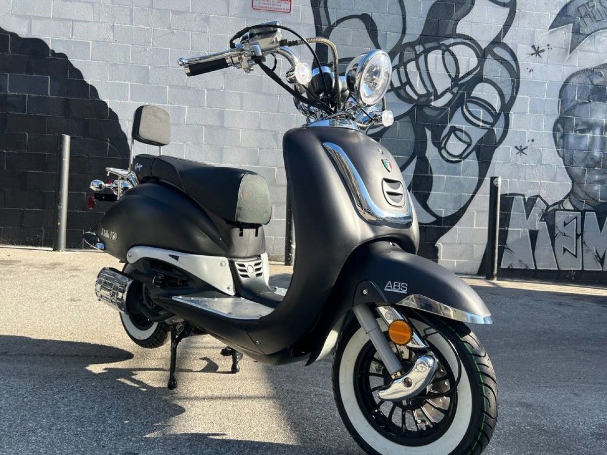 2023 AMIGO retro classic ill bello 150