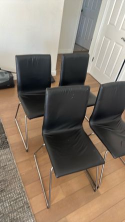 Dining chairs  4