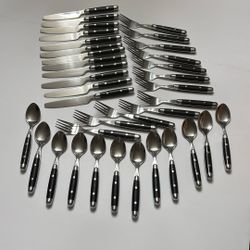 Silverware Set With Black Handles 36-Piece 
