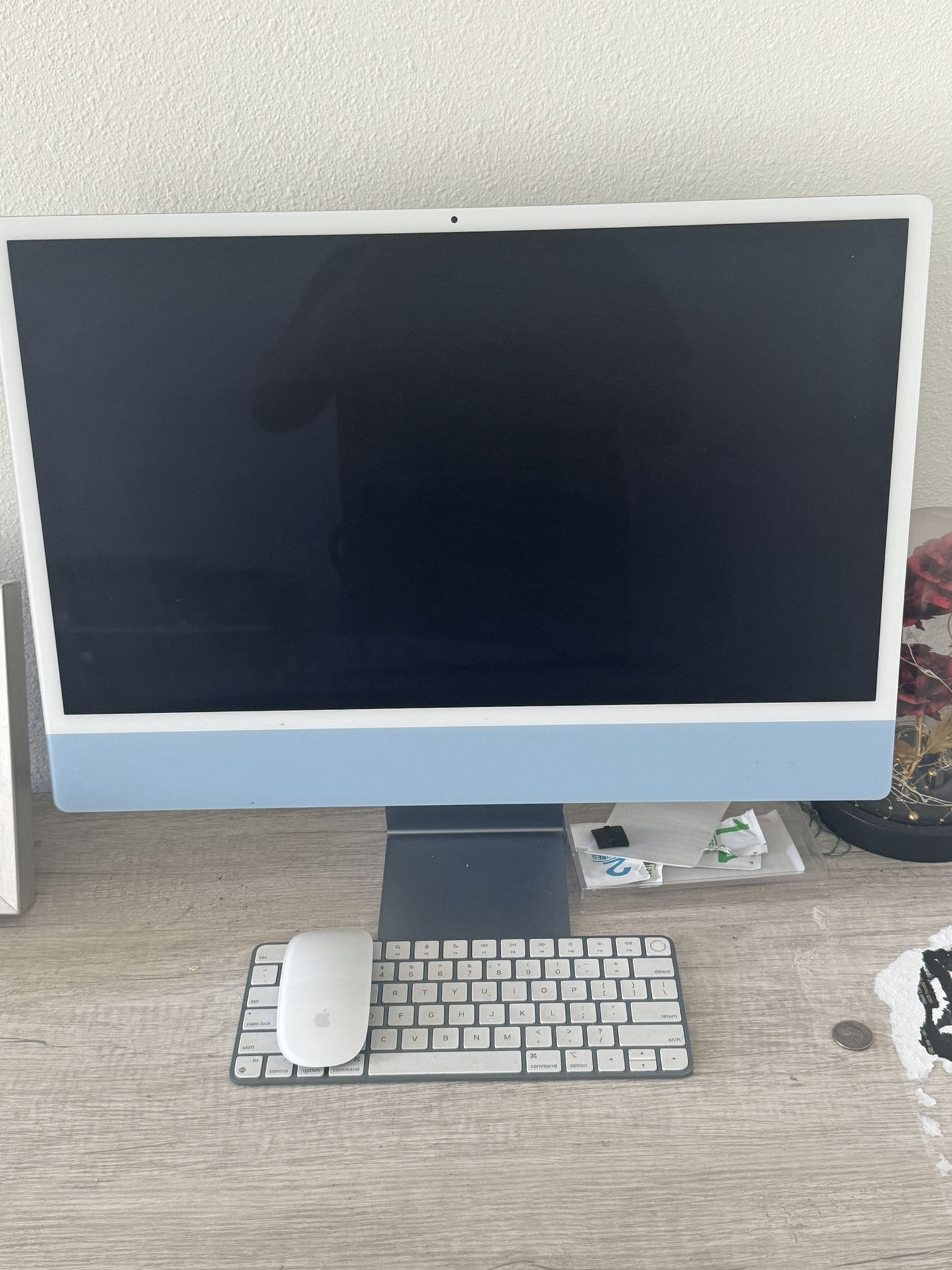 24-inch Blue iMac With 4,5k Retina Display