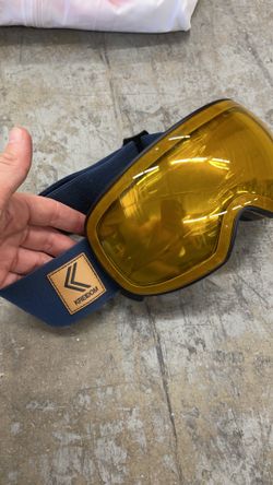 Kreedom Rover Snow Ski Goggles Magenetic Lens w/ Free Bonus Lens 