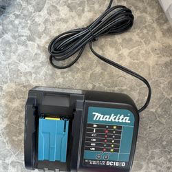Makita Battery Charger 