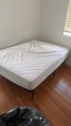 Queen size bed