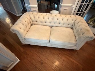 Aria Designs Loveseat