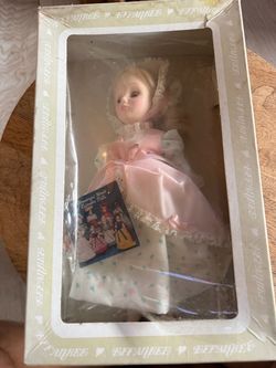 Effanbee Little Bo-Peep Doll with Box & Tag – $20
