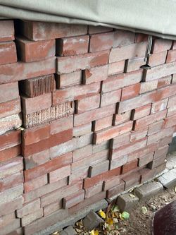 Free Bricks