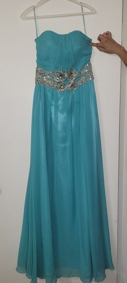 Size 1 Dress. Homecoming/Prom Gown 