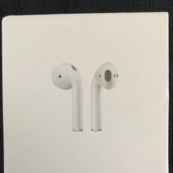 Apple AirPods 2st Generation In-Ear Headsets with Charging Case - White