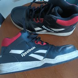 Reebok Men Size 8 Shoes
