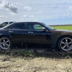 2006 Chrysler 300c $1000 Firm