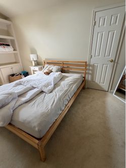 Queen bed frame pine color