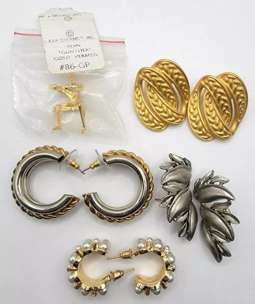 Lot of earrings - Gold Vermeil, Gold & Silver tone - 4.5 pairs!