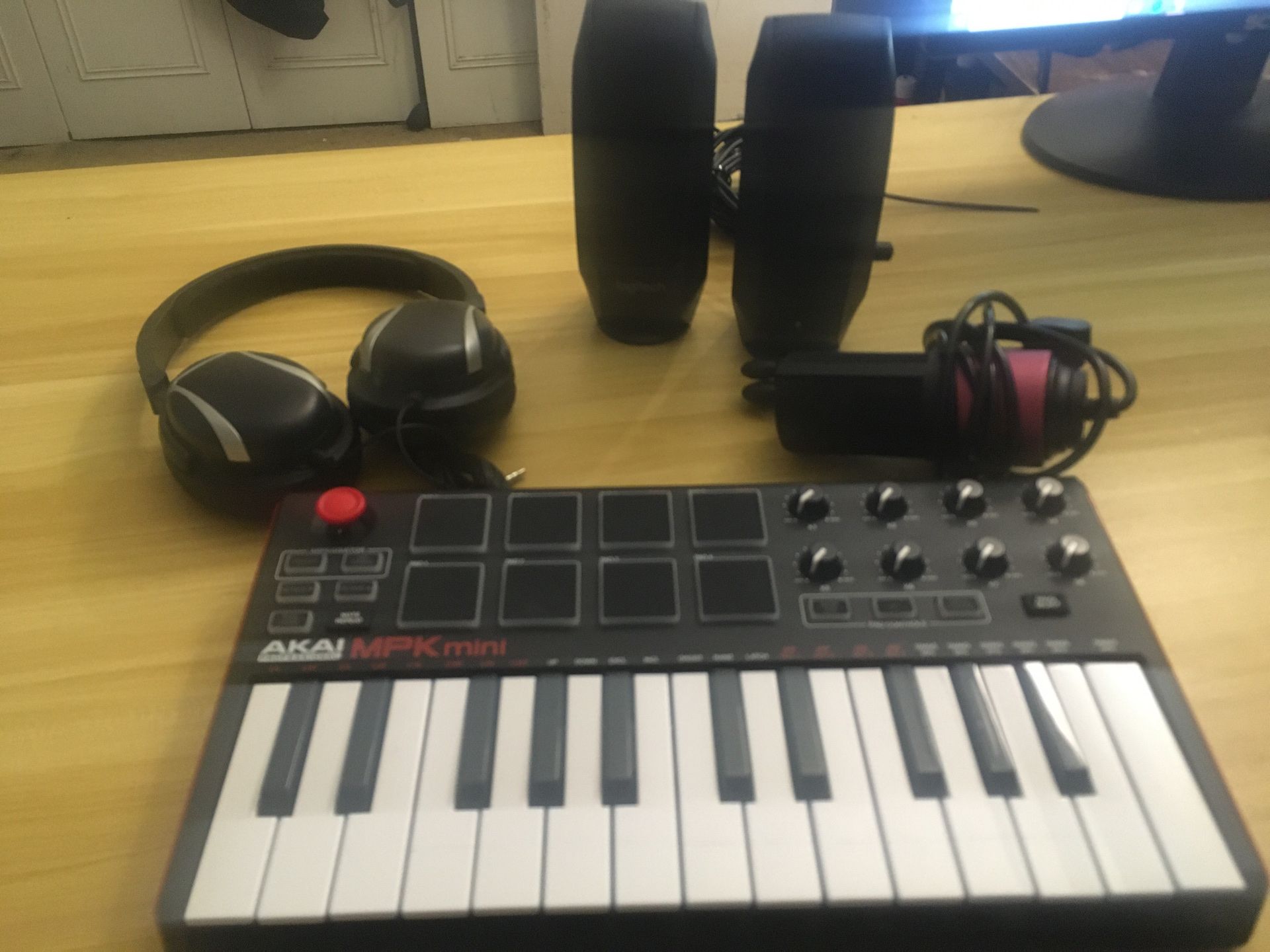 MUSIC PRODUCTION EQUIPMENT SETUP(Akai mpk mini, Logitech speakers, Fifine usb mic, headphones)