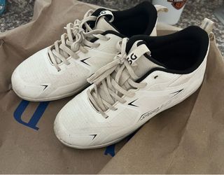DSG Kids' White Speed Viper Multi Sport baseball Cleats size 2