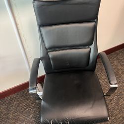 Office Furniture in Rancho Cucamonga