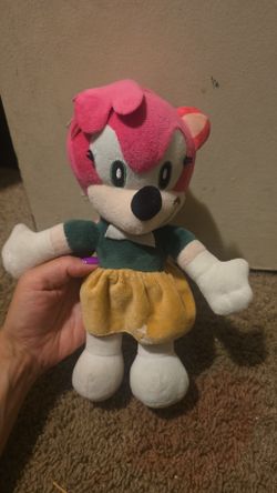 Amy Rose Sonic the Hedgehog Plush Toy