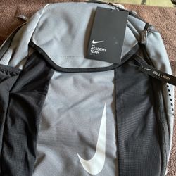 Nike Academy Team 30L. Back Pack 