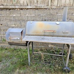 Charbroil Offset Smoker