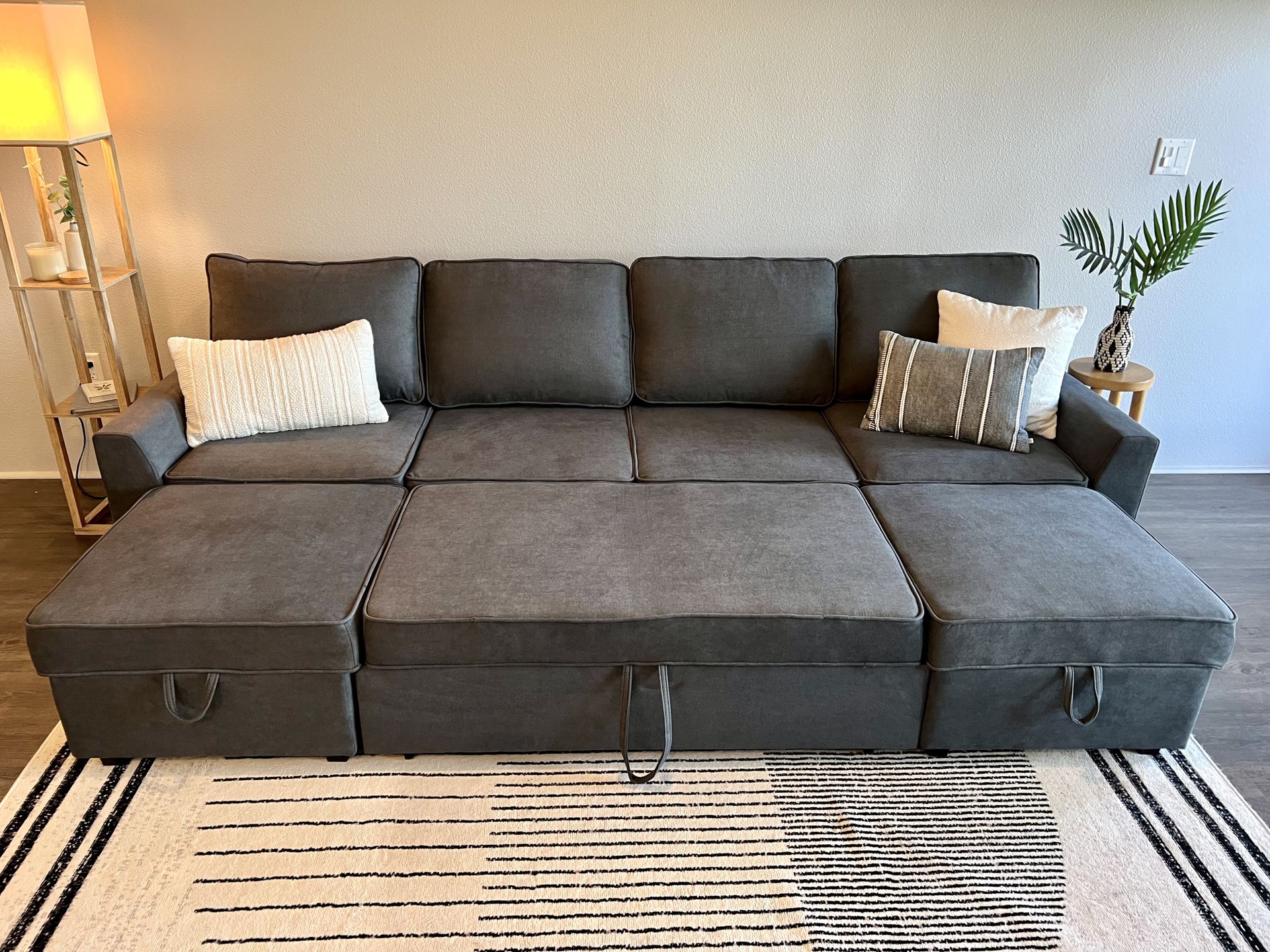 FREE Delivery & NEW! Sleeper Sectional Couch w/ Storage Ottomans & Charging!