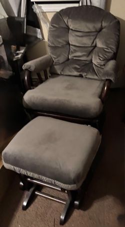 Glider Rocking Chair With Ottoman