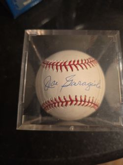JOE GARAGIOLA hand signed official MlbBall
