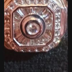 14 K Men's Diamond Ring.  ( Rolex )