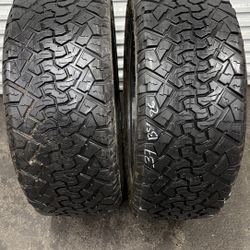 2 VENOM TIRES 37x13.50r26