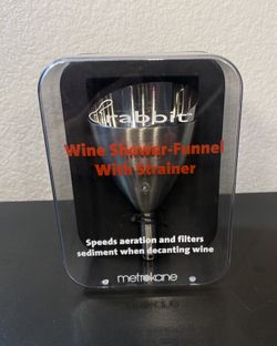 Rabbit Wine Shower Funnel with Strainer