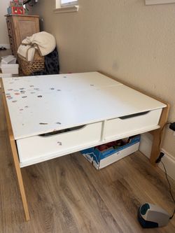Kids activity table
