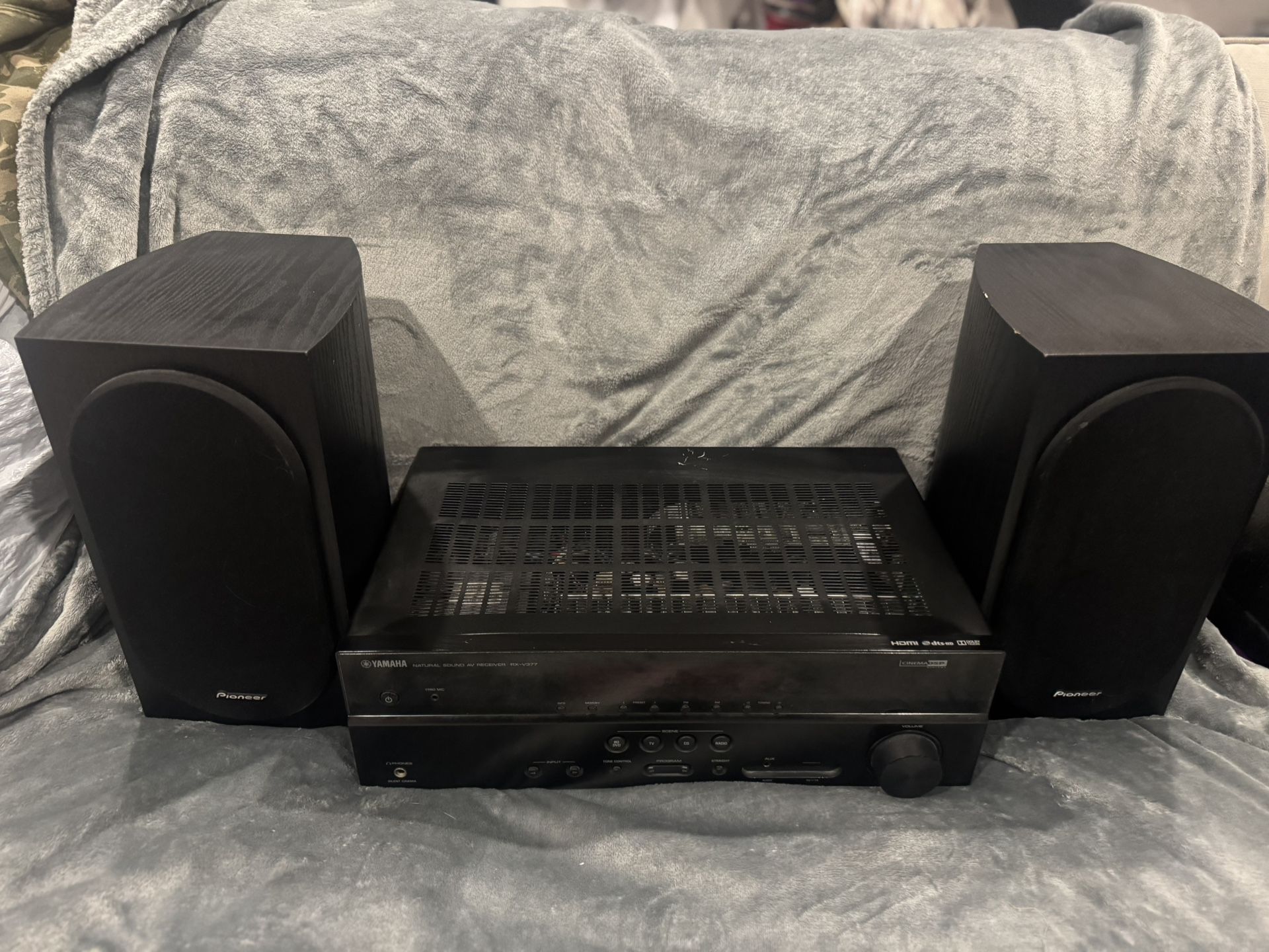 YAMAHA / Alpine Home Theatre System W/ Remote