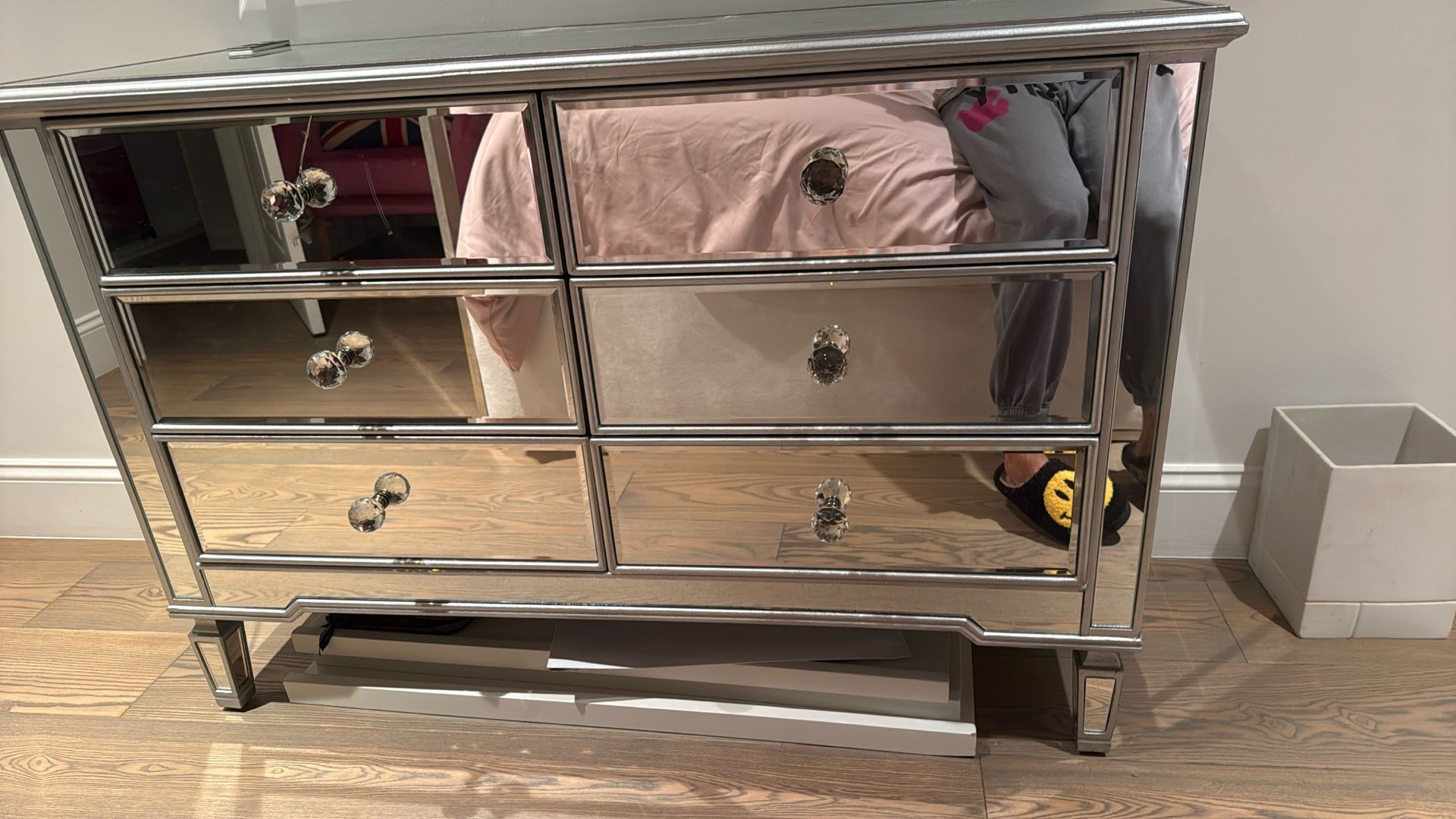 Mirrored Vanity Unit  - $50