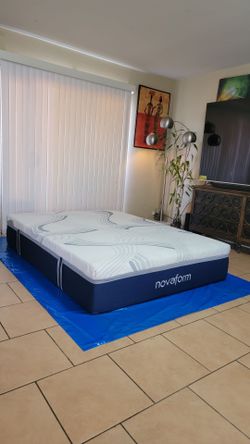 VERY NICE LIKE NEW QUEEN SIZE NOVAFORM MATTRESS FOR SALE! 14 INCHES THICK, FREE DELIVERY