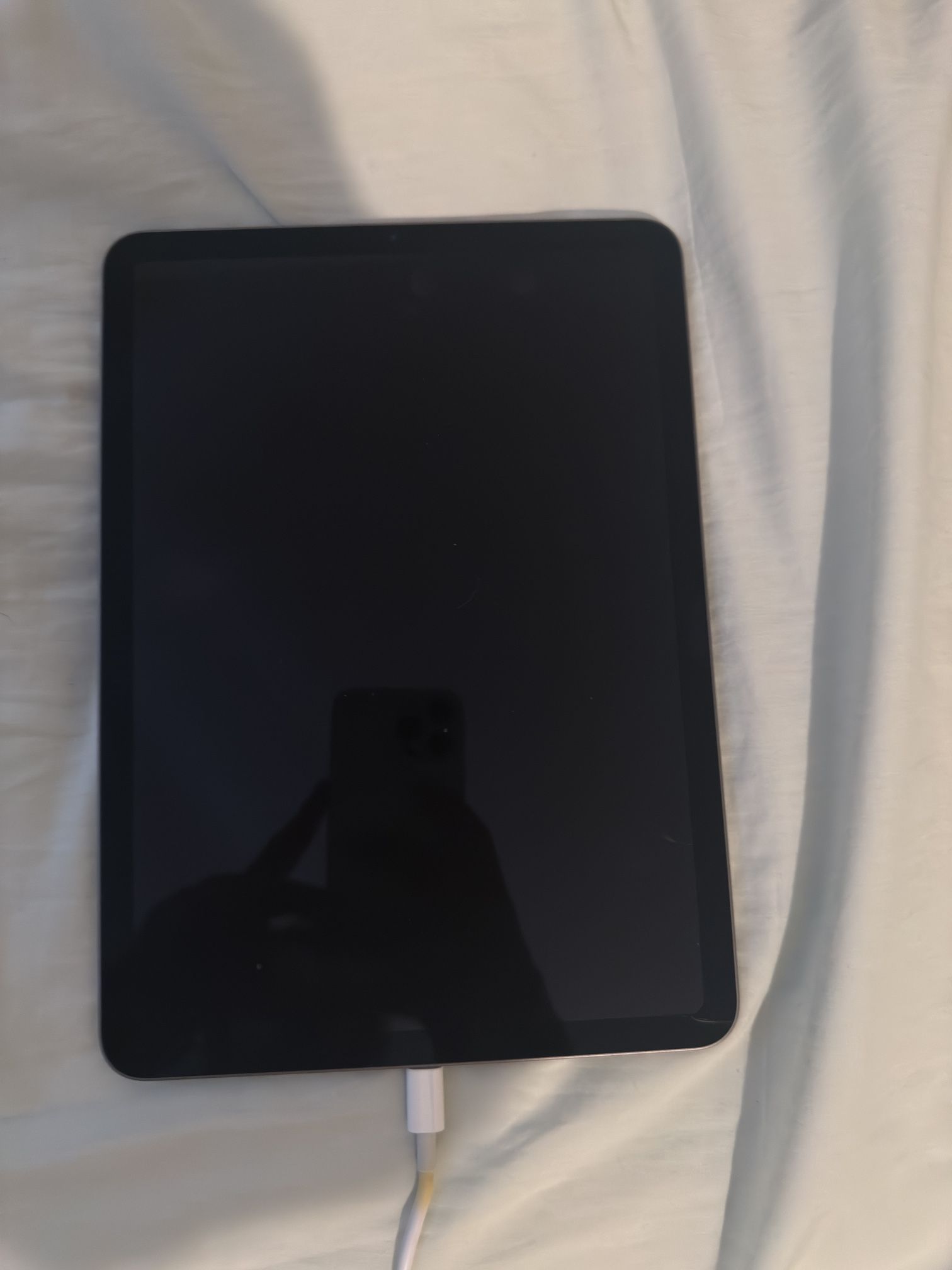 iPad air 5th gen 256gb