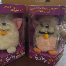 Vintage 1998 Furbys