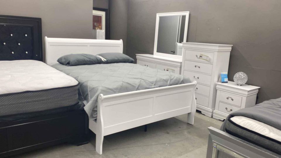 Louis Philip White Sleigh Bedroom Set 📌 Next Day Delivery 