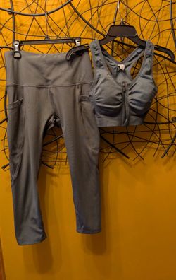 N.Y.L. Gray Pocket Leggings + Velocity Zip-Front Sports Bra 2-Piece Set Size S