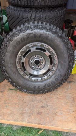 2024 Ford Bronco Badlands Sasquatch Wheels & Tires (Set of 5) – Under 500 Miles