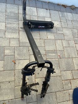 Tow hitch bike rack