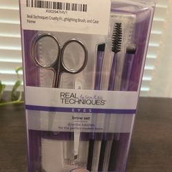Real Techniques Brow Set (NIB)