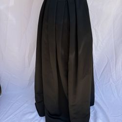 BlackTie Oleg Cassini Size 6 long pleated black skirt small snag & inside tulle tear