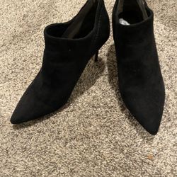 Booties Ivanka SIZE 7