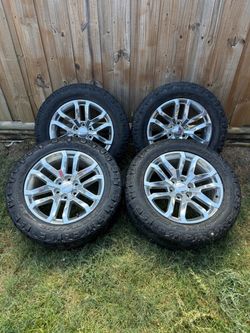 GMC/Chevy OEM 20” wheels 275/60R20 Nitto Grapplers Tires
