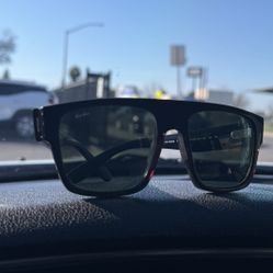 Ray Ban Sun Glasses