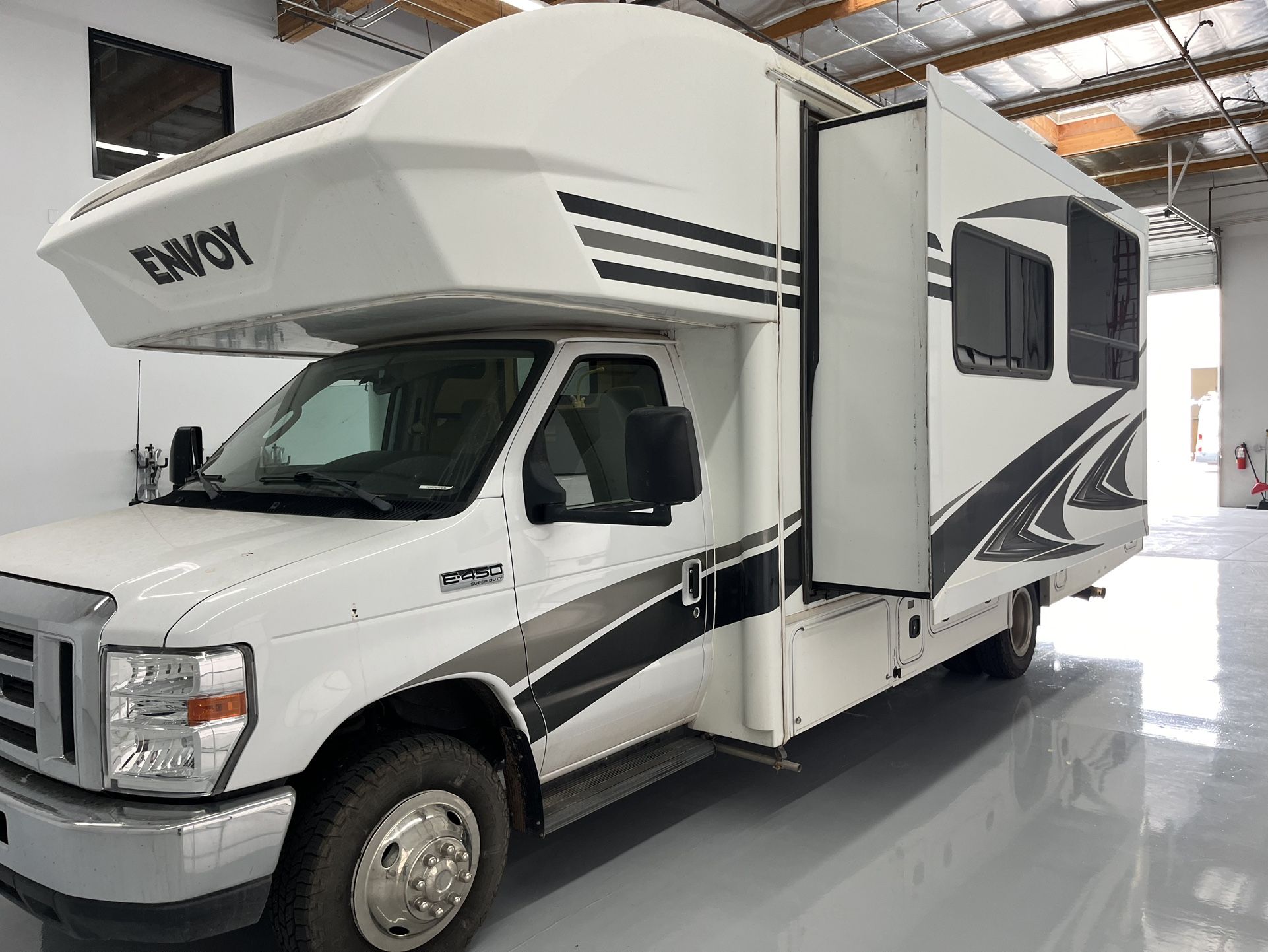 2018 Jayco Envoy 100 M-26-D 10,264 Miles