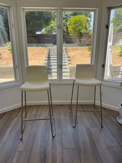 White barstools
