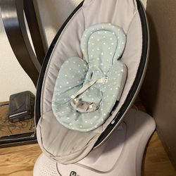Baby Crib 