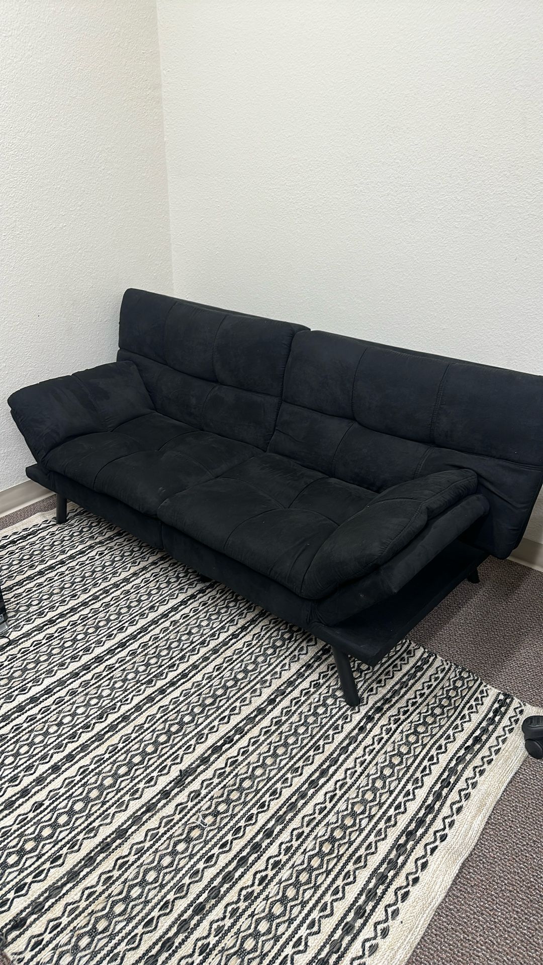 Black Futon